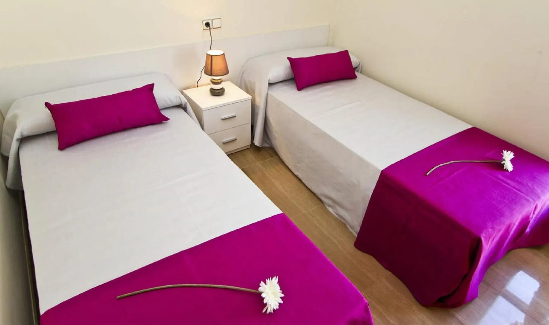 Apartment New Golden 3 Planetcostadorada Salou Spain